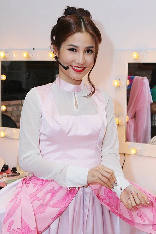 Diễm My 9X: "Không lấy chuyện yêu để khoe khoang" ảnh 2 Diễm My 9X: "Không lấy chuyện yêu để khoe khoang" ảnh 2