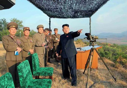Quân đội Triều Tiên bị yêu cầu phải cảm tử bảo vệ Kim Jong-un ảnh 1 Quân đội Triều Tiên bị yêu cầu phải cảm tử bảo vệ Kim Jong-un ảnh 1
