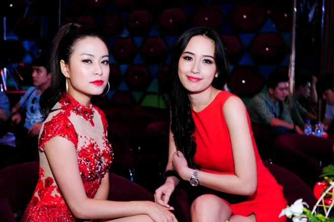 Mai Phương Thúy đọ dáng cùng Hoàng Thùy Linh ảnh 7 Mai Phương Thúy đọ dáng cùng Hoàng Thùy Linh ảnh 7