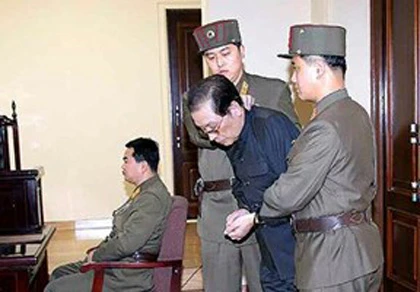 "Sẽ còn nhiều cuộc thanh trừng với người thân tín của Jang Song-Thaek" ảnh 1 "Sẽ còn nhiều cuộc thanh trừng với người thân tín của Jang Song-Thaek" ảnh 1