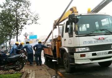 Cách chức, buộc thôi việc tám lãnh đạo nhận lương “khủng” ảnh 1 Cách chức, buộc thôi việc tám lãnh đạo nhận lương “khủng” ảnh 1