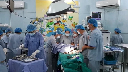 Ca phẩu thuật tách rời cặp song sinh ảnh 2 Ca phẩu thuật tách rời cặp song sinh ảnh 2
