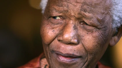 Thế giới tiếc thương Mandela - tín đồ vĩ đại của tự do ảnh 1 Thế giới tiếc thương Mandela - tín đồ vĩ đại của tự do ảnh 1