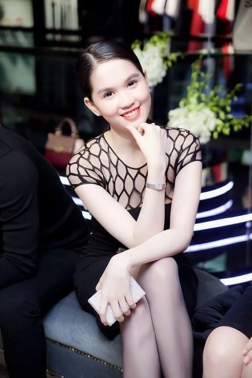 Những mỹ nhân Việt không bao giờ lấy chồng nghèo ảnh 5