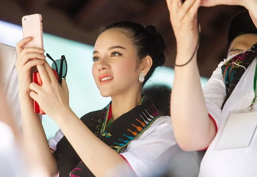 Lý Nhã Kỳ gặp gỡ Tổng thống và Tướng Indonesia ảnh 1 Lý Nhã Kỳ gặp gỡ Tổng thống và Tướng Indonesia ảnh 1