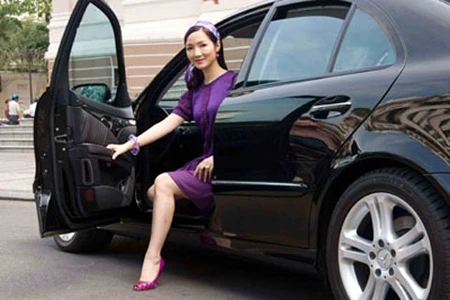Chê showbiz, hoa hậu Việt kinh doanh kiếm đậm ảnh 4 Chê showbiz, hoa hậu Việt kinh doanh kiếm đậm ảnh 4