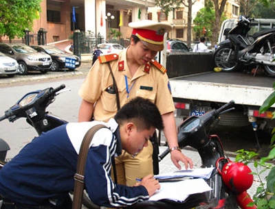 Đã gửi 23 thông báo học sinh vi phạm giao thông về các trường ảnh 1