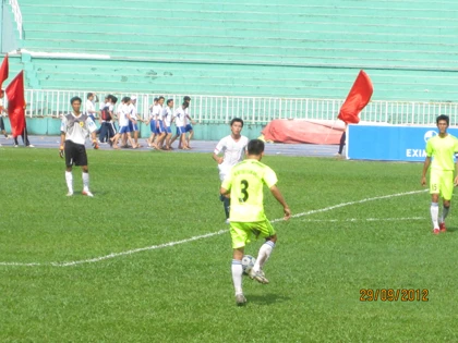 Sôi động khai mạc Hội thao sinh viên TP.HCM năm 2012 ảnh 1