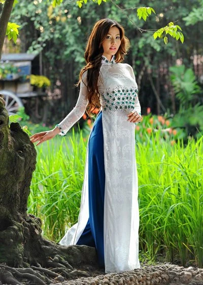 Diễm My 9X mơ màng trong ánh chiều tà ảnh 9 Diễm My 9X mơ màng trong ánh chiều tà ảnh 9