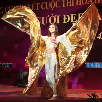 Đặng Thùy Trang: Cô gái Bách khoa đỗ Á hậu 2 ảnh 2 Đặng Thùy Trang: Cô gái Bách khoa đỗ Á hậu 2 ảnh 2