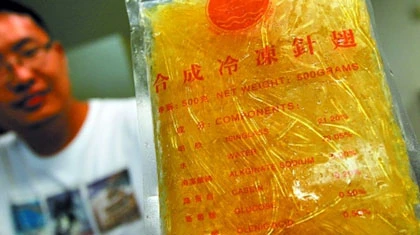 Vi cá mập Trung Quốc làm từ... cao su ảnh 1 Vi cá mập Trung Quốc làm từ... cao su ảnh 1
