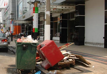 Bảo vệ môi trường, ý thức người dân còn kém ảnh 1 Bảo vệ môi trường, ý thức người dân còn kém ảnh 1