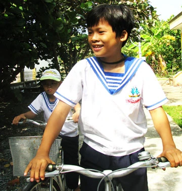 Tạm biệt đảo, mai Hiền vào lớp 6 ảnh 1 Tạm biệt đảo, mai Hiền vào lớp 6 ảnh 1