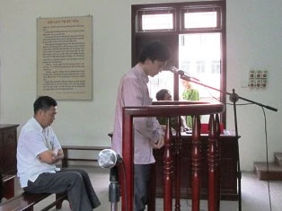 Giả chữ ký Bộ trưởng Bộ GD-ĐT, tuyển sinh chui ảnh 1
