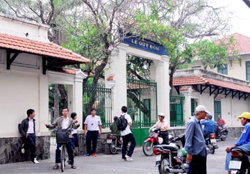 Vụ Trường Lê Quý Đôn “thua” ngân hàng: Nên thực hiện chủ trương ưu tiên cho giáo dục ảnh 1 Vụ Trường Lê Quý Đôn “thua” ngân hàng: Nên thực hiện chủ trương ưu tiên cho giáo dục ảnh 1