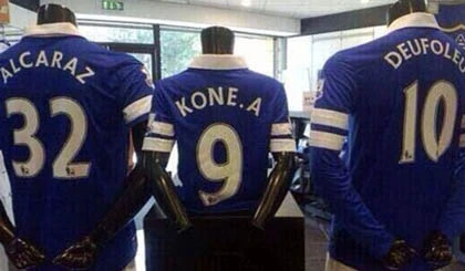 Những lỗi in sai tên ngớ ngẩn tại Premier League ảnh 2 Những lỗi in sai tên ngớ ngẩn tại Premier League ảnh 2