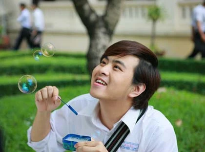 Đinh Ngọc Diệp bị xé áo trong phim 3D Việt ảnh 7