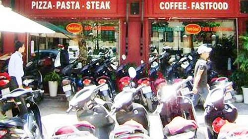 Những 'chiêu' lừa lấy xe SH khó tin tại Sài Gòn ảnh 1