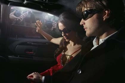 Bí mật kếch xù của "thợ săn" Hollywood ảnh 1 Bí mật kếch xù của "thợ săn" Hollywood ảnh 1