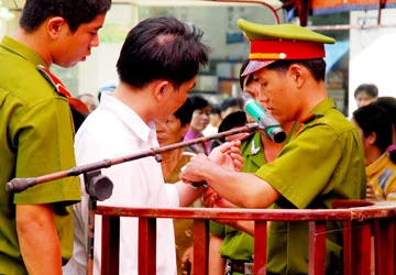 Thi hành án hình sự: Còn vướng và rối! ảnh 1 Thi hành án hình sự: Còn vướng và rối! ảnh 1