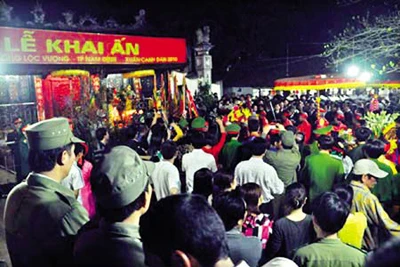 Lo nhất: “Nhà nước hóa” lễ hội! ảnh 2 Lo nhất: “Nhà nước hóa” lễ hội! ảnh 2