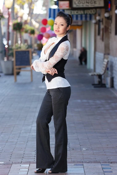 Jennifer Phạm: "Im lặng là vàng" ảnh 3 Jennifer Phạm: "Im lặng là vàng" ảnh 3