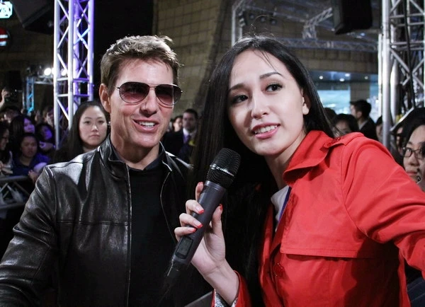 Mai Phương Thúy đọ sắc với Tom Cruise, Bondgirl ảnh 2 Mai Phương Thúy đọ sắc với Tom Cruise, Bondgirl ảnh 2