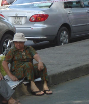 Người dân chưa được vào nhà ảnh 2 Người dân chưa được vào nhà ảnh 2
