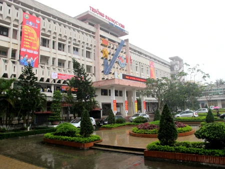 Xây dựng ĐH Vinh thành trường trọng điểm quốc gia ảnh 1