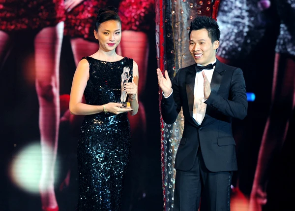 Ngô Thanh Vân là Nữ hoàng "Đêm hội chân dài" ảnh 2 Ngô Thanh Vân là Nữ hoàng "Đêm hội chân dài" ảnh 2