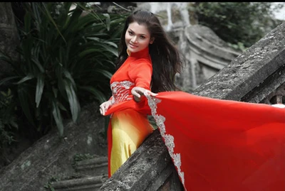 Sao mai Phạm Phương Thảo "phiêu" với áo dài ảnh 5 Sao mai Phạm Phương Thảo "phiêu" với áo dài ảnh 5