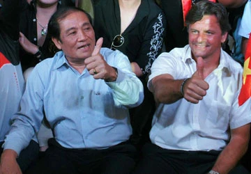 Bóng đá Việt Nam năm 2011: Bốn vụ lật kèo đi vào lịch sử ảnh 2 Bóng đá Việt Nam năm 2011: Bốn vụ lật kèo đi vào lịch sử ảnh 2