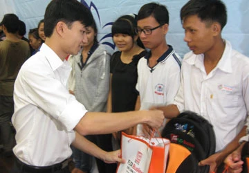 Phải học để đổi đời! ảnh 1 Phải học để đổi đời! ảnh 1