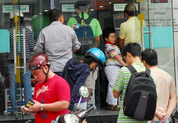 VIB: Không thu phí ATM ngân hàng có lợi lâu dài ảnh 2 VIB: Không thu phí ATM ngân hàng có lợi lâu dài ảnh 2