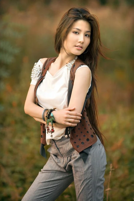 Diễm My: "Hồi nhỏ em nhút nhát lắm!" ảnh 2 Diễm My: "Hồi nhỏ em nhút nhát lắm!" ảnh 2