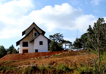 Kinh nghiệm pháp lý: Cần giới hạn vai trò “người thứ ba” trong hợp đồng ảnh 1 Kinh nghiệm pháp lý: Cần giới hạn vai trò “người thứ ba” trong hợp đồng ảnh 1