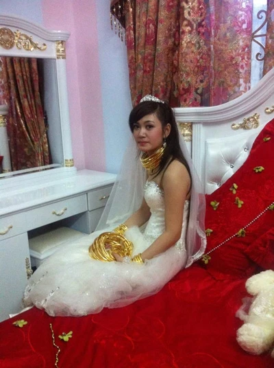 Cô dâu chú rể 'gãy cổ' vì vàng trong đám cưới ở Lạng Sơn ảnh 2