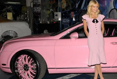 Vì sao xế hộp màu hồng của Paris Hilton khó bị mất cắp? ảnh 1 Vì sao xế hộp màu hồng của Paris Hilton khó bị mất cắp? ảnh 1