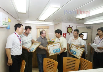 Đại tá Quách Hải Lượng: Phải vạch rõ cái phi nghĩa của Trung Quốc ảnh 2 Đại tá Quách Hải Lượng: Phải vạch rõ cái phi nghĩa của Trung Quốc ảnh 2