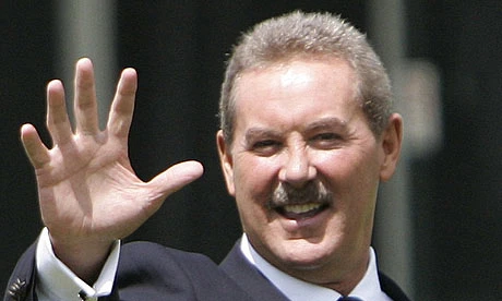 Tỷ phú Allen Stanford lộ nguyên hình là kẻ lừa đảo Tỷ phú Allen Stanford lộ nguyên hình là kẻ lừa đảo