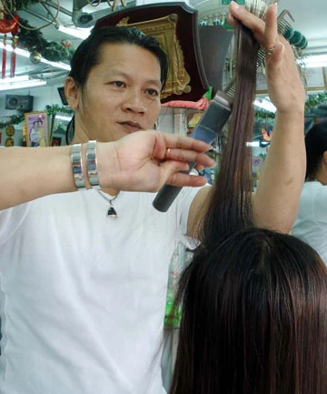 “Phù thủy tóc” Võ Thanh Hùng ảnh 2 “Phù thủy tóc” Võ Thanh Hùng ảnh 2
