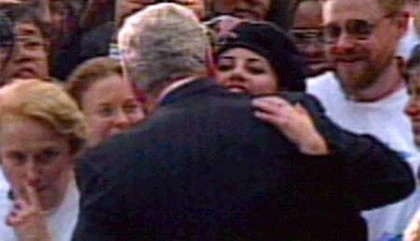 Tiết lộ đoạn băng Monica gạ tình Bill Clinton ảnh 2 Tiết lộ đoạn băng Monica gạ tình Bill Clinton ảnh 2