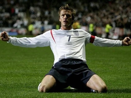Sự nghiệp của tiền vệ tài hoa David Beckham qua ảnh ảnh 1 Sự nghiệp của tiền vệ tài hoa David Beckham qua ảnh ảnh 1