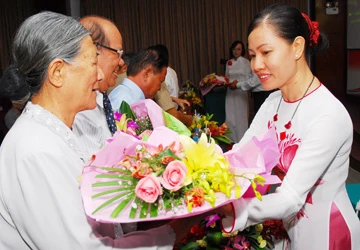 Báo Pháp Luật TP.HCM góp phần nâng cao ý thức pháp luật trong cộng đồng ảnh 1 Báo Pháp Luật TP.HCM góp phần nâng cao ý thức pháp luật trong cộng đồng ảnh 1