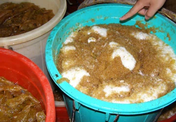 Nhiều lò làm mứt bẩn không chịu nổi ảnh 1 Nhiều lò làm mứt bẩn không chịu nổi ảnh 1