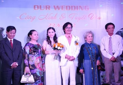 Diễn viên Công Ninh cưới vợ trẻ ở tuổi ngoài 50 ảnh 6 Diễn viên Công Ninh cưới vợ trẻ ở tuổi ngoài 50 ảnh 6