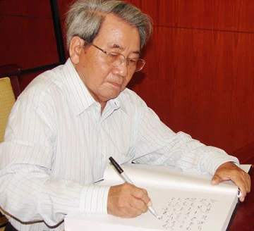Ông Hai trong lòng người ở lại ảnh 1