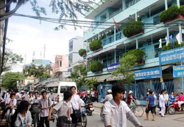 Bạo lực học đường - Bài 3: Trấn lột, xin đểu và ma túy ảnh 2