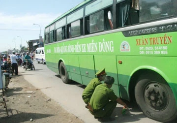 Xe khách tông chết một thí sinh thi ĐH ảnh 1 Xe khách tông chết một thí sinh thi ĐH ảnh 1
