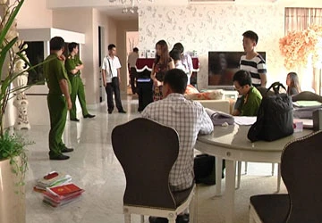 Bắt tạm giam Hoa hậu Quý bà thành đạt ảnh 1 Bắt tạm giam Hoa hậu Quý bà thành đạt ảnh 1